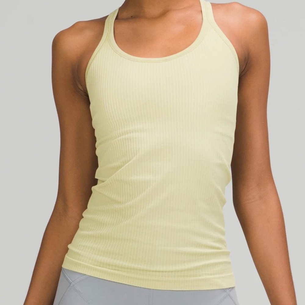 Lululemon top